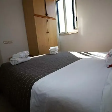 Serra 2 Lejlighedshotel
